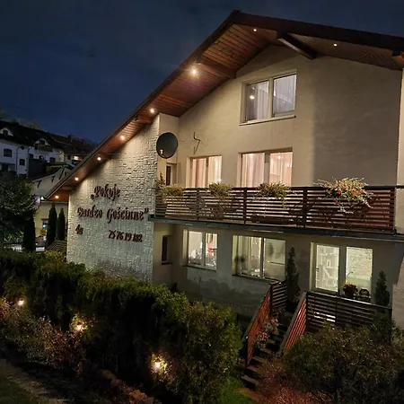 Bardzo Goscinne 民宿 *