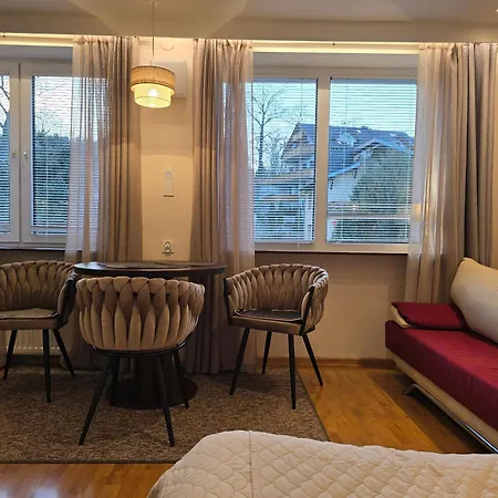 民宿 Bardzo Goscinne 卡尔帕奇