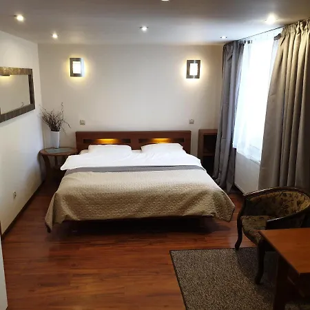 Bardzo Goscinne קרפאז'