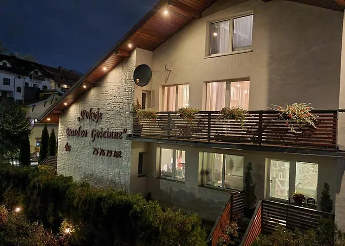 Bardzo Goscinne Homestay *